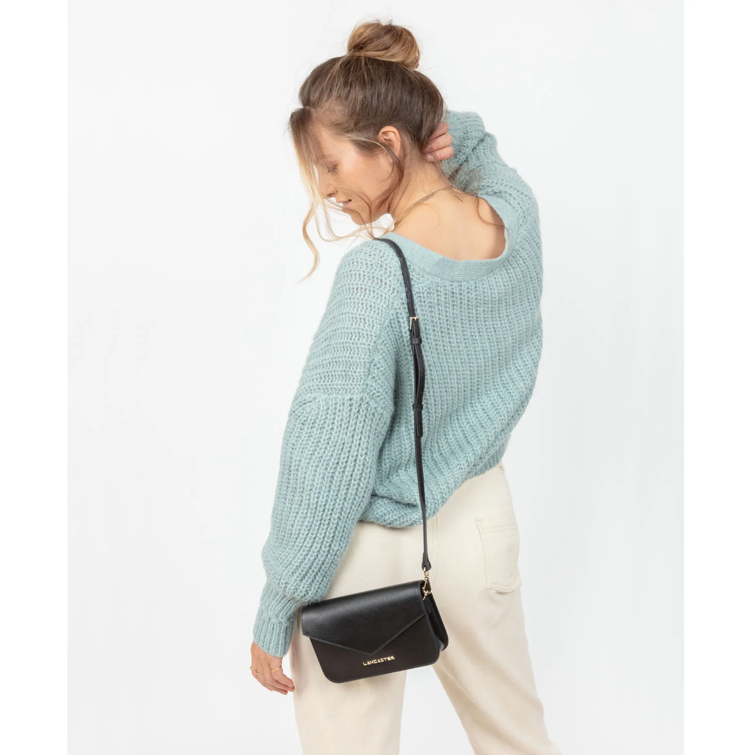 Petit sac trotteur - Saffiano Signature - Image 8